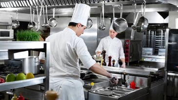 Why You Need a Food Handler Certificate in Manitoba