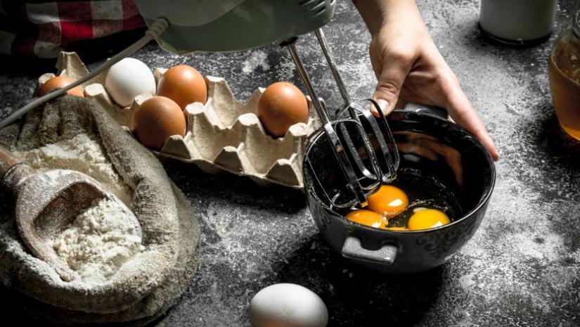How to Practice Egg-cellent Food Safety